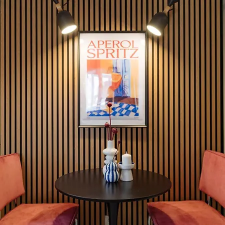 Appartement Charming - Location Near Old Town