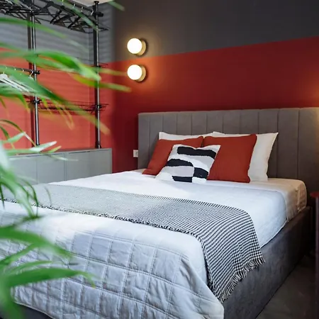 Апартаменты Charming - Location Near Old Town *