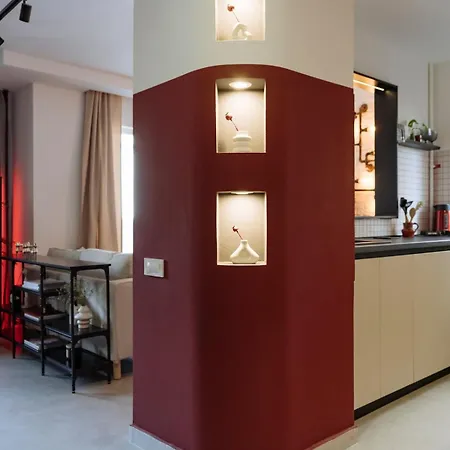 Charming - Location Near Old Town Bucarest