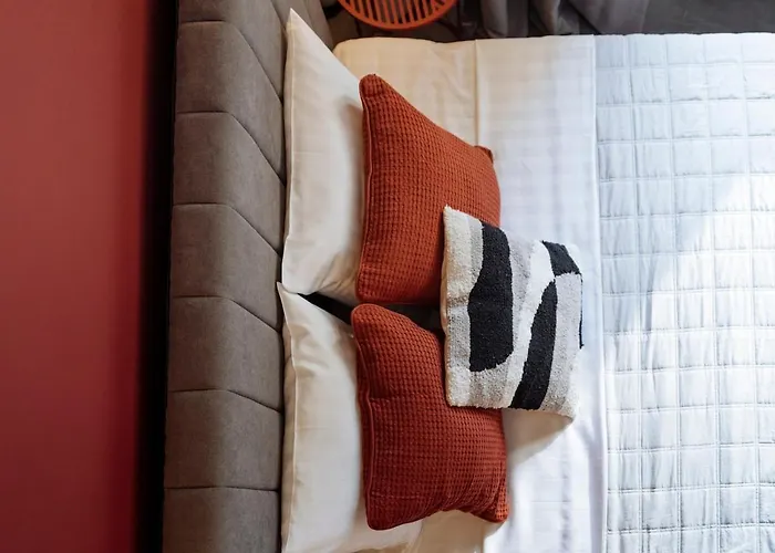 Charming - Location Near Old Town * Бухарест