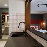 Charming - Location Near Old Town ブカレスト