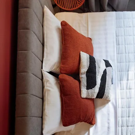 Charming - Location Near Old Town * Bucharest